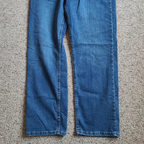 NWT Mens Wrangler Regular Fit Performance Jeans 36x30 - Picture 4 of 9